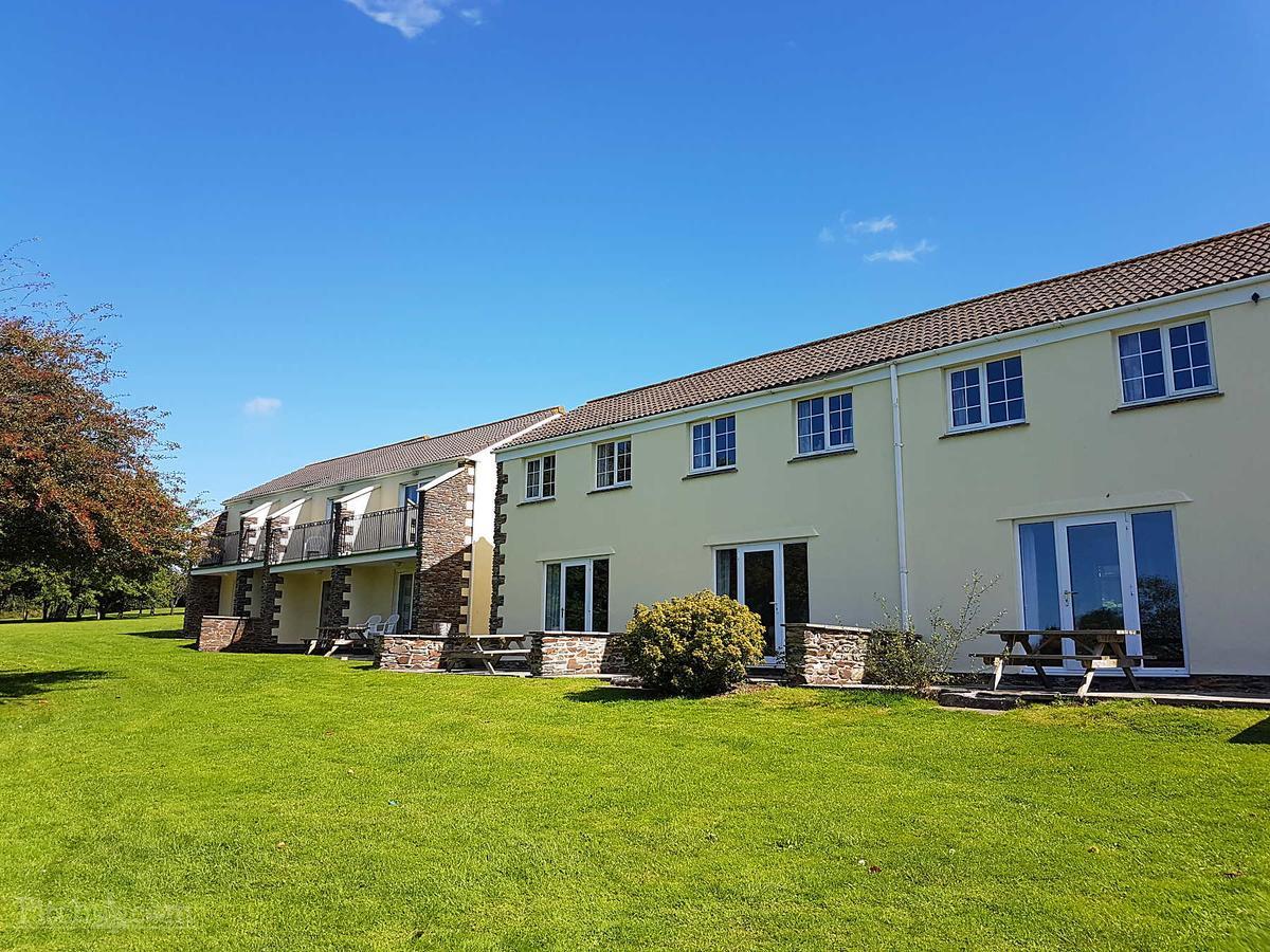 Carvynick Holiday Park Saint Enoder Esterno foto